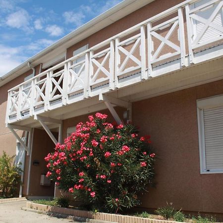 Fasthotel Nimes Caissargues Luaran gambar